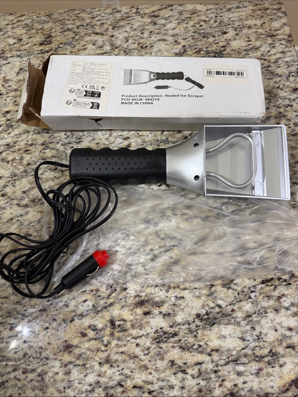 Heated Ice Scraper 12V Car Windshield Frost Snow Remover Auto Defroster New - Picture 2 of 3